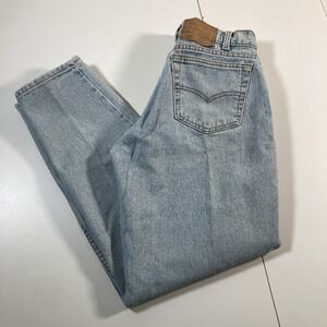 Vintage Made in USA Levi's 560 Jeans 31x31 Light Wash 90s Denim (Tag 32x32)